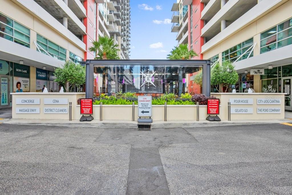 1120 E KENNEDY BLVD #1020