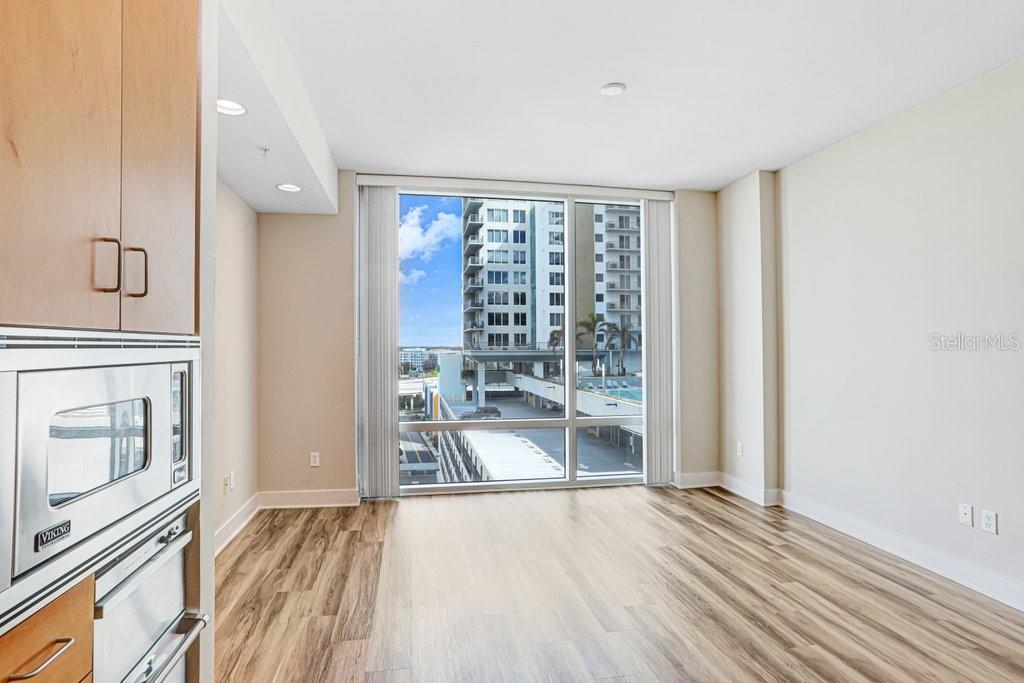 1120 E KENNEDY BLVD #1020