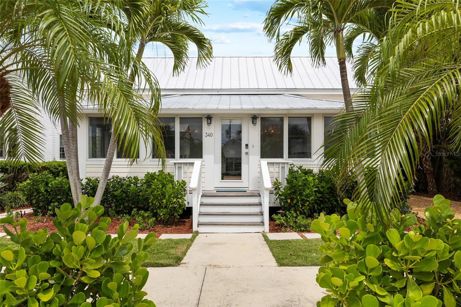 340 PALM AVE