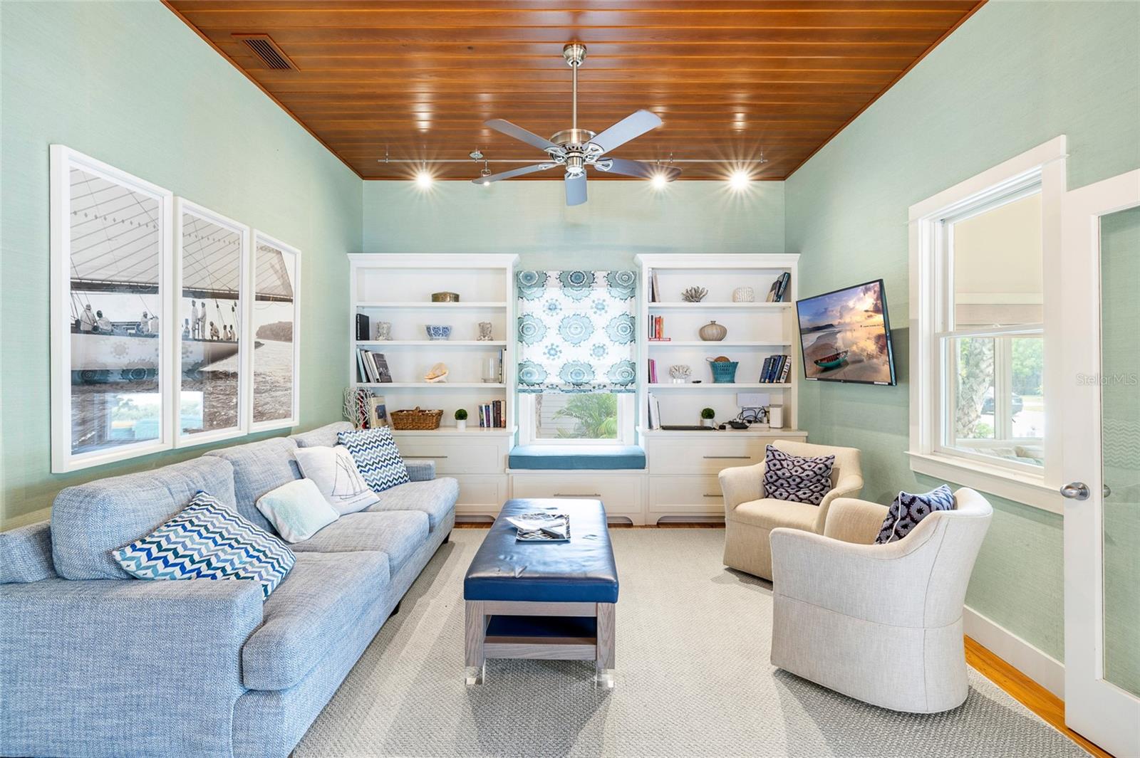 340 PALM AVE