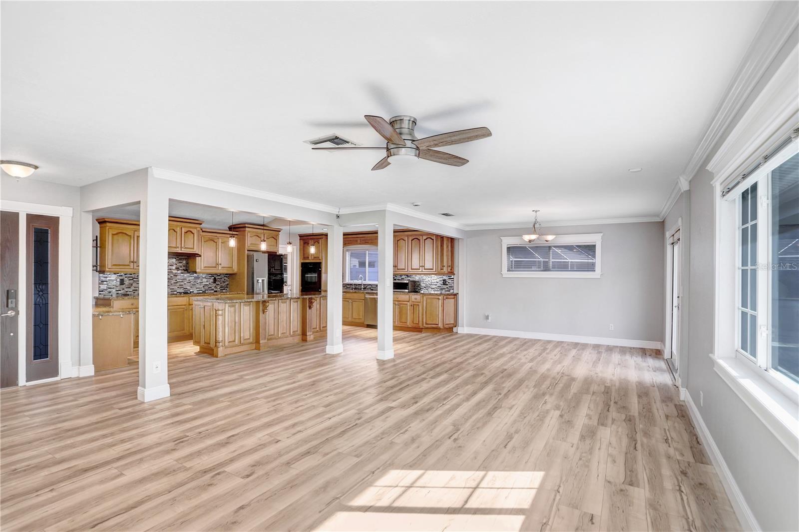 8404 BLACKSTONE CT