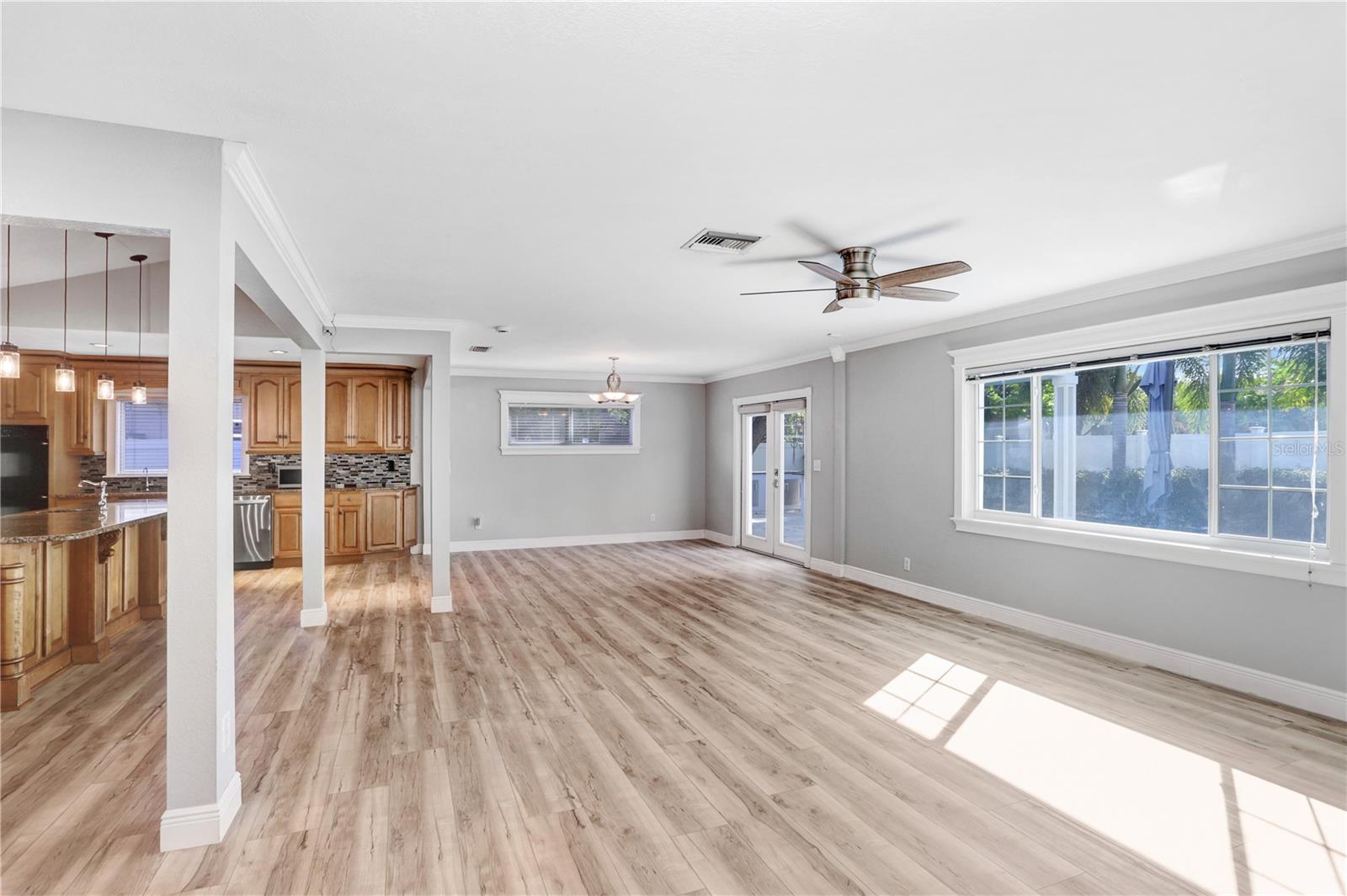 8404 BLACKSTONE CT