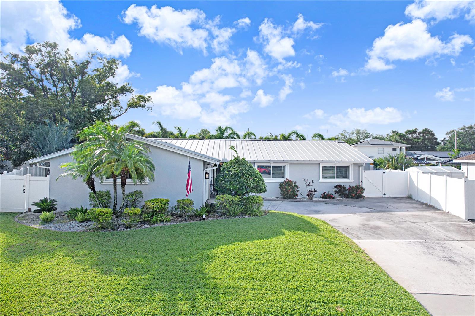 8404 BLACKSTONE CT