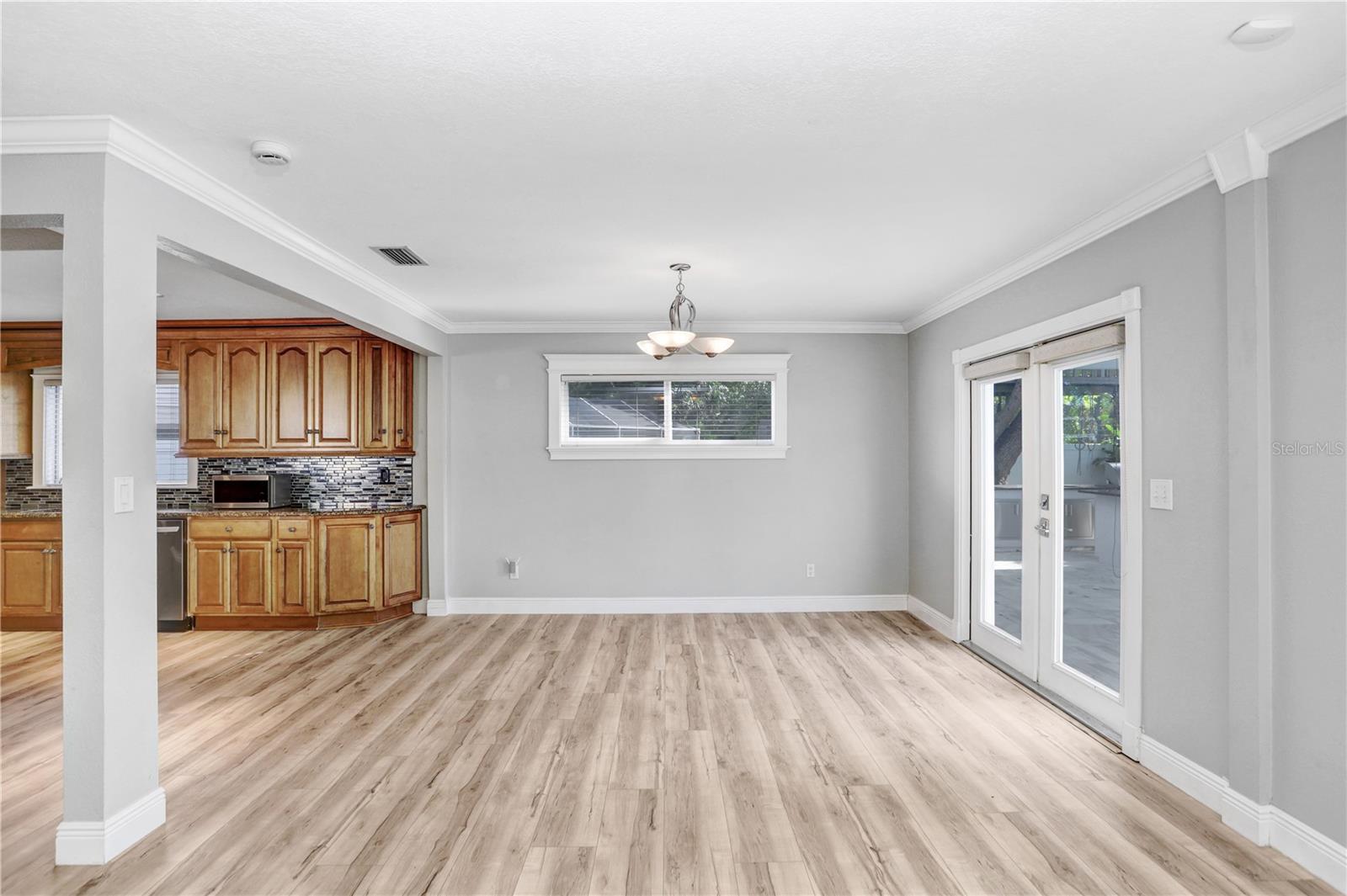 8404 BLACKSTONE CT