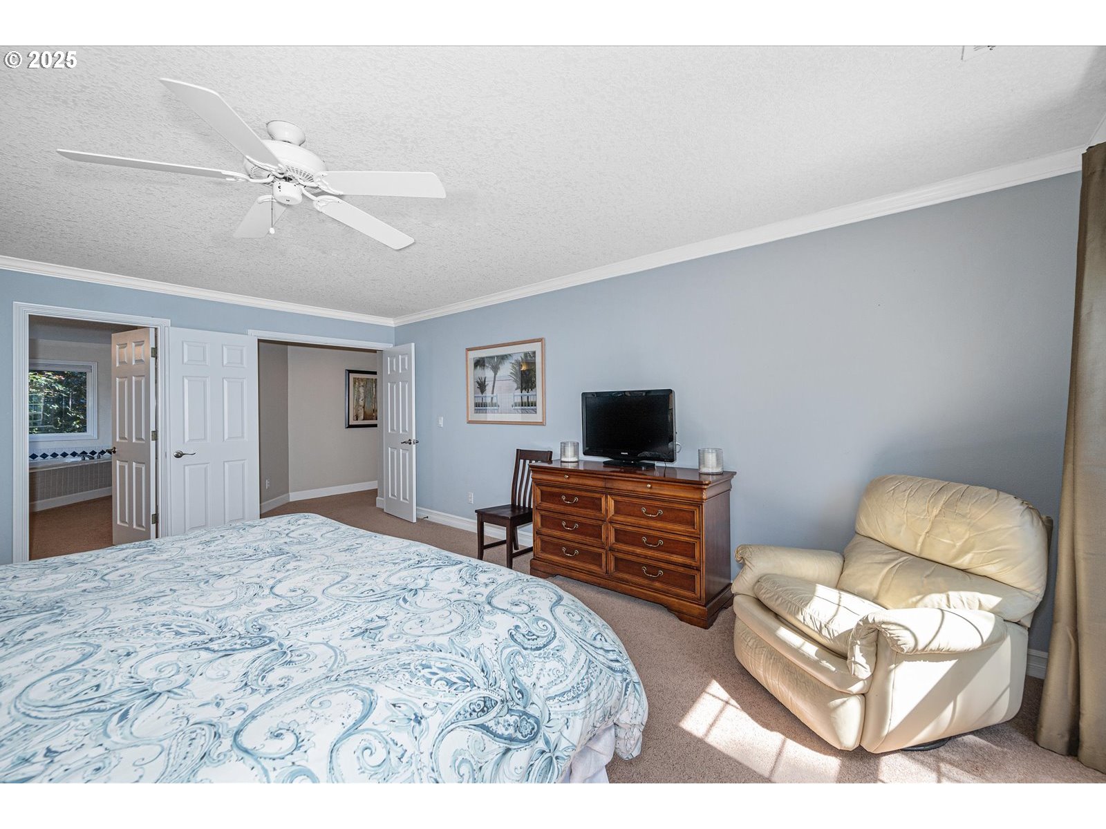 2255 RIVER HEIGHTS CIR