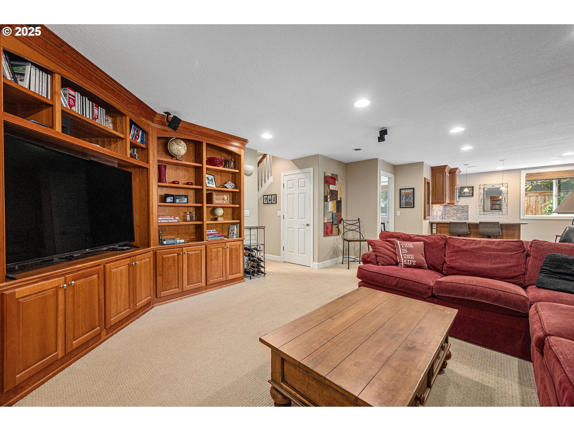 2255 RIVER HEIGHTS CIR