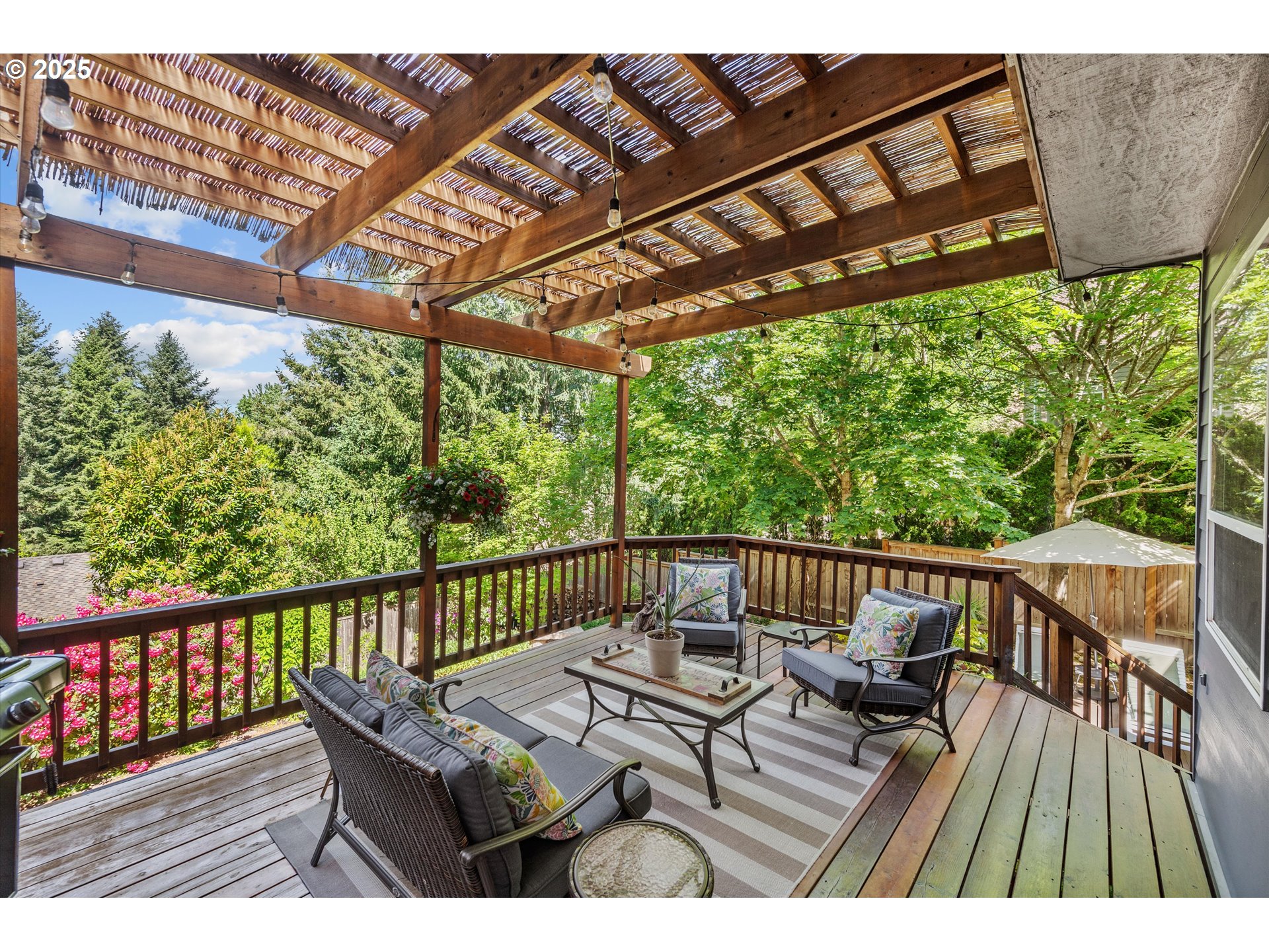2255 RIVER HEIGHTS CIR