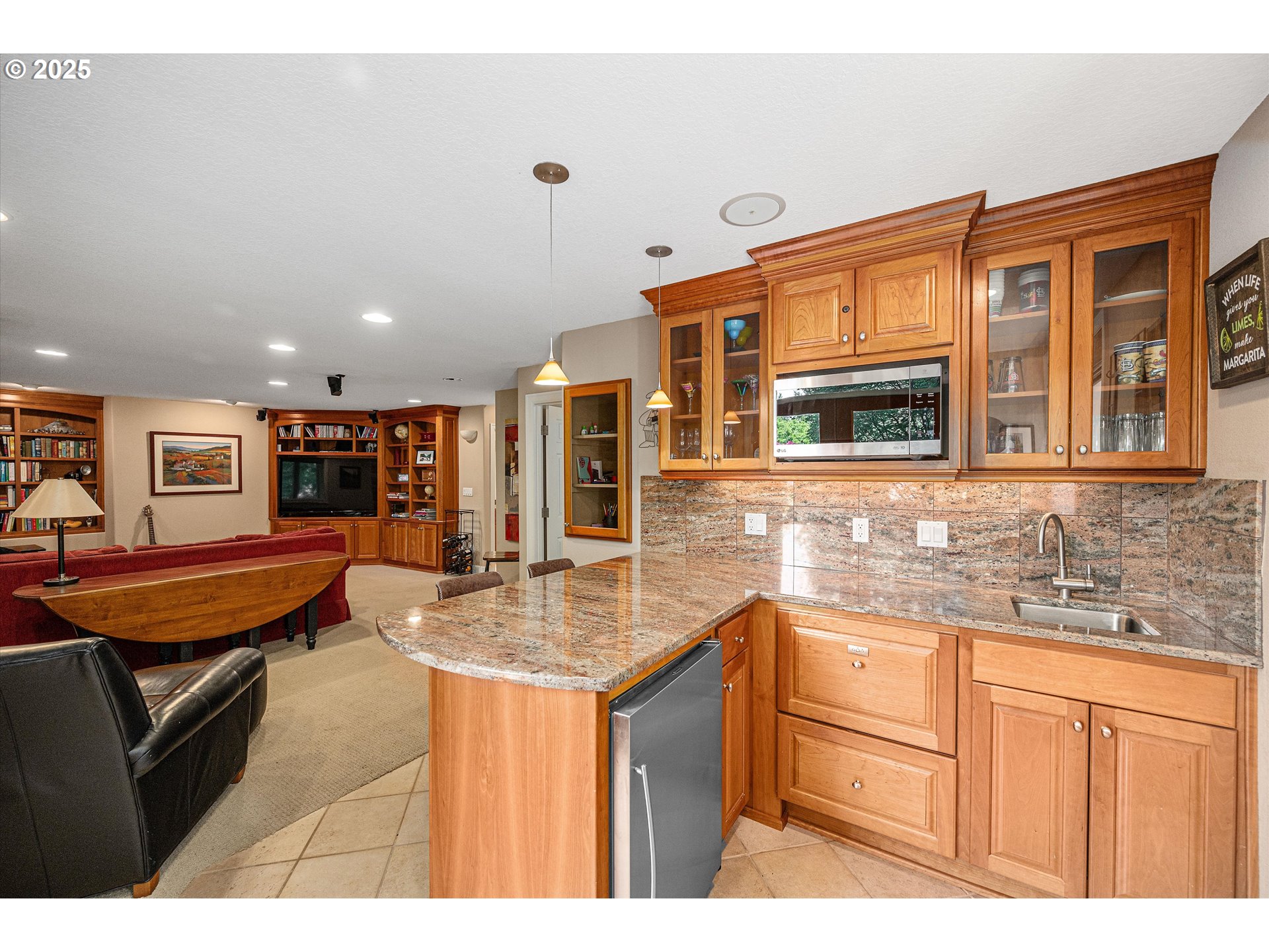 2255 RIVER HEIGHTS CIR