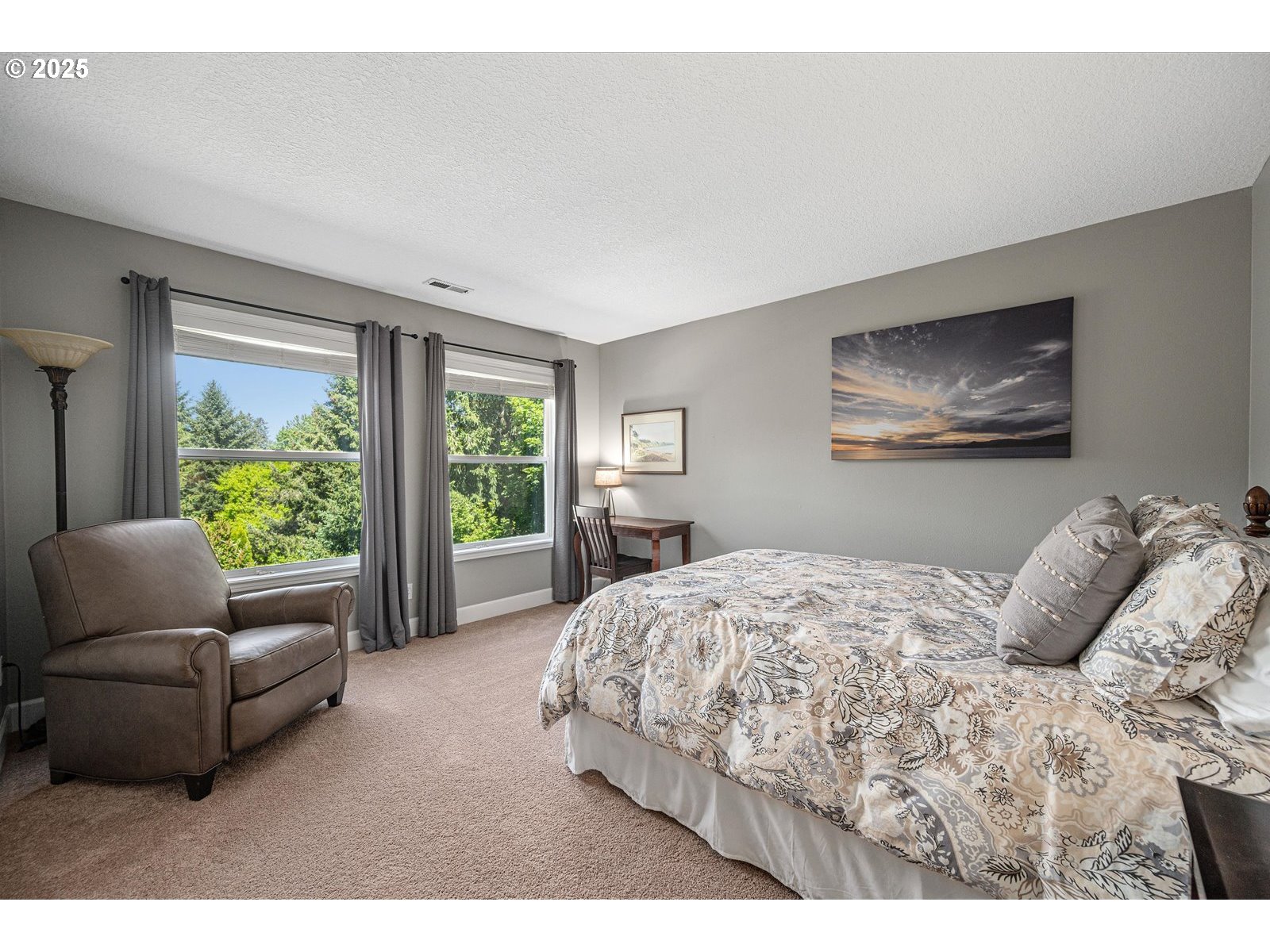 2255 RIVER HEIGHTS CIR