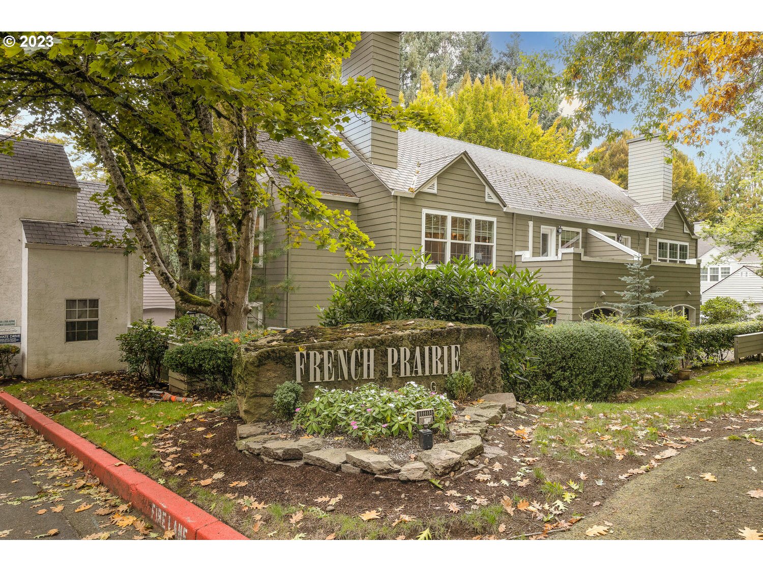 8315 SW CURRY DR Unit: C