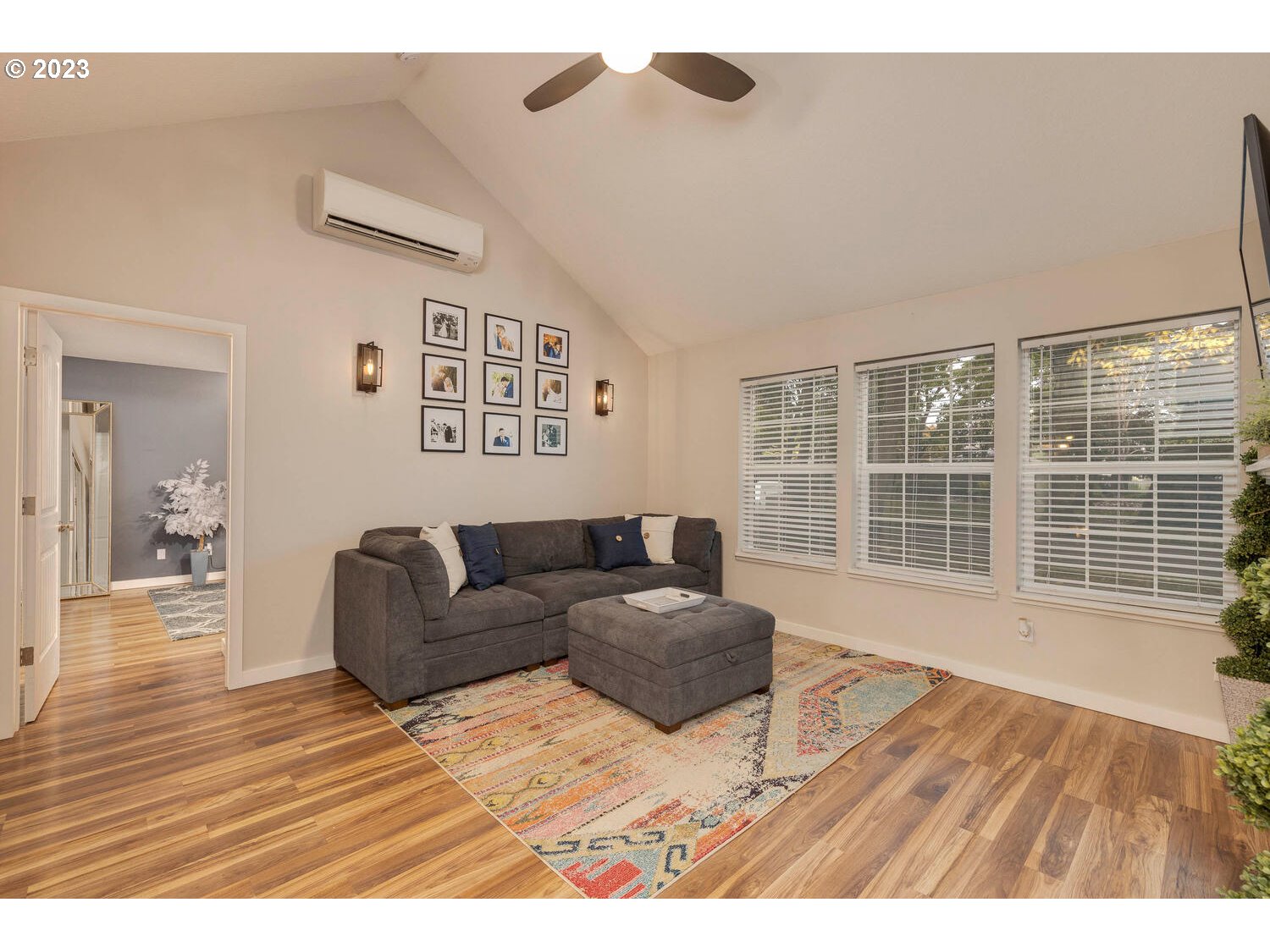 8315 SW CURRY DR Unit: C