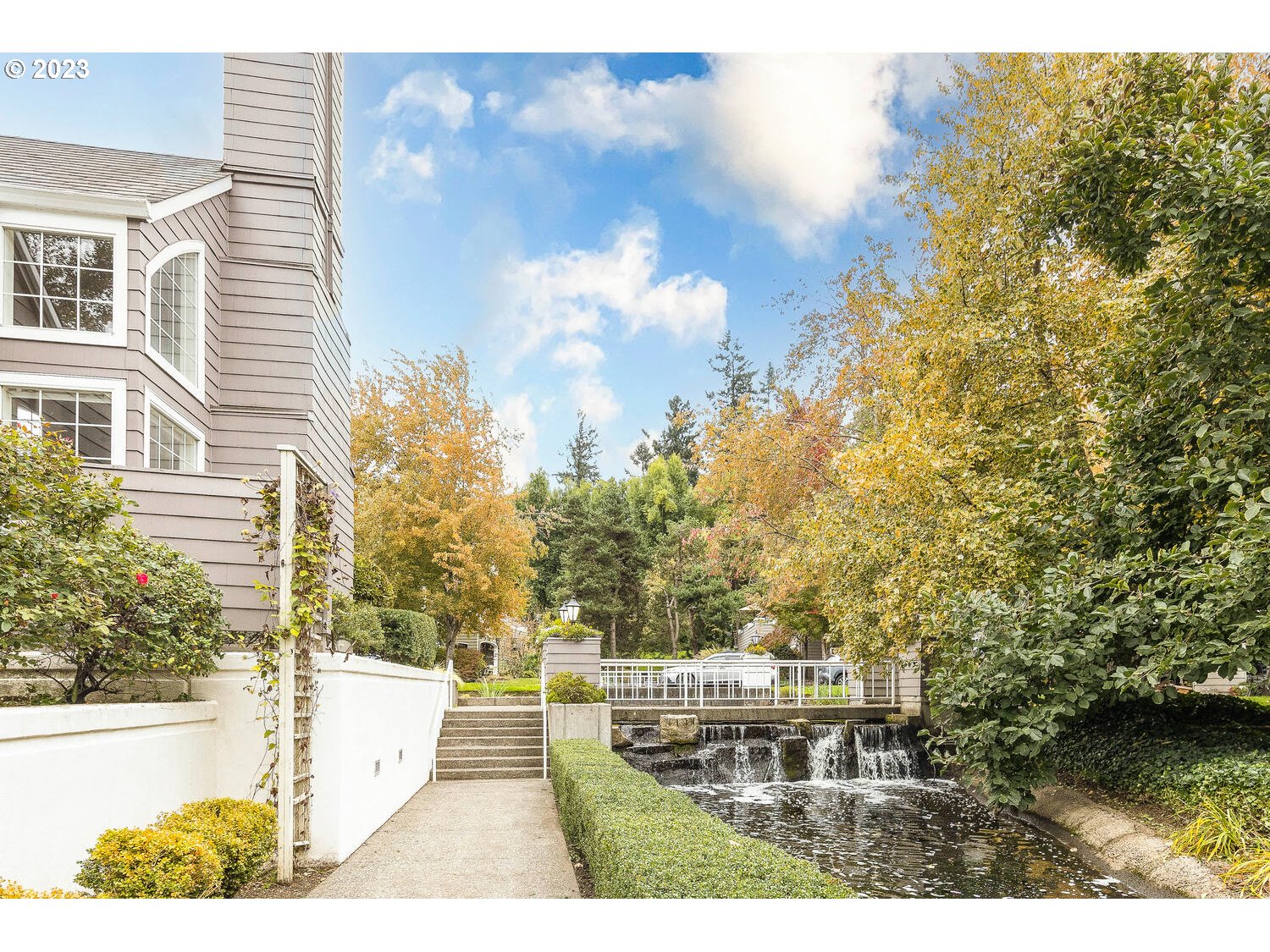 8315 SW CURRY DR Unit: C