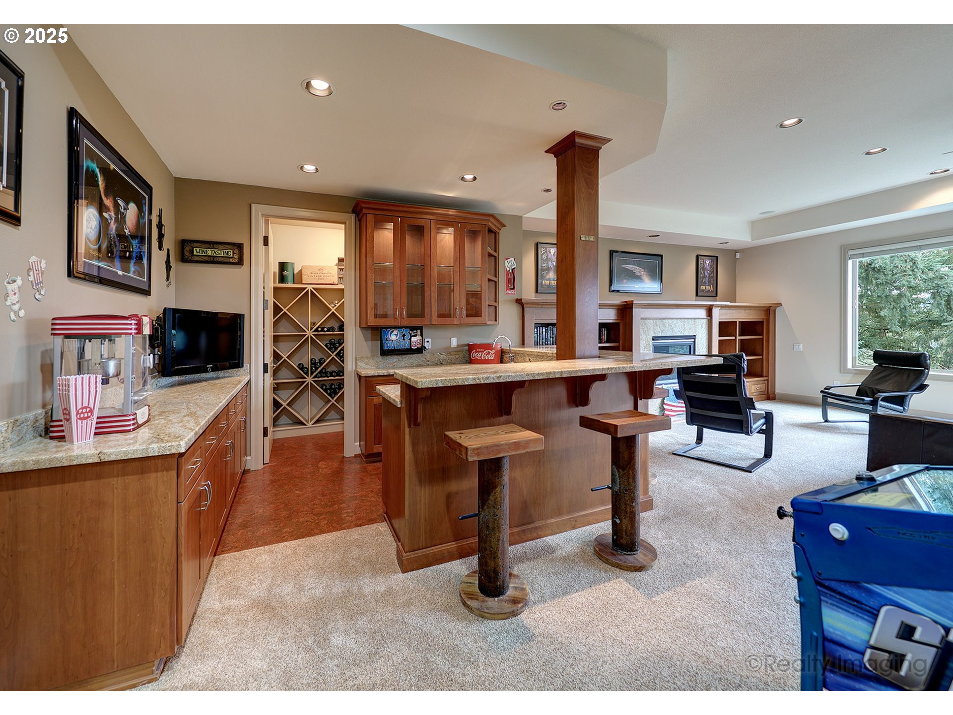 2050 ALPINE DR