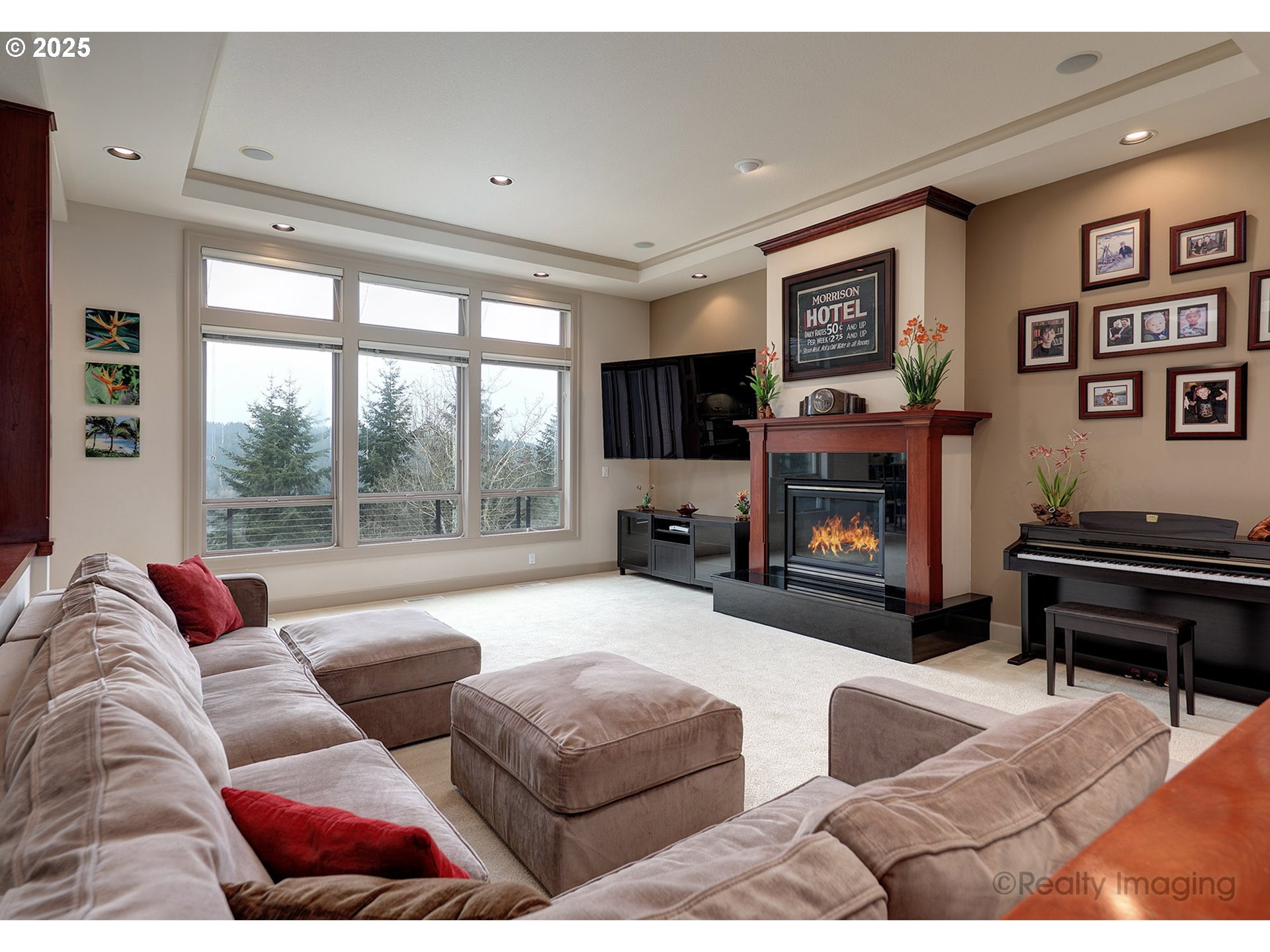2050 ALPINE DR