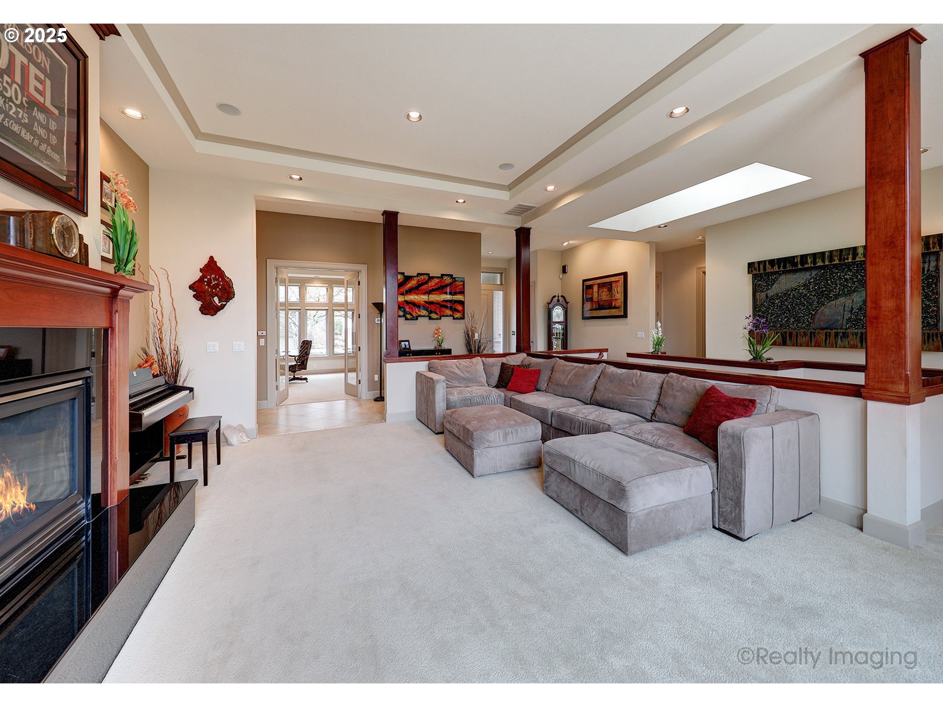 2050 ALPINE DR