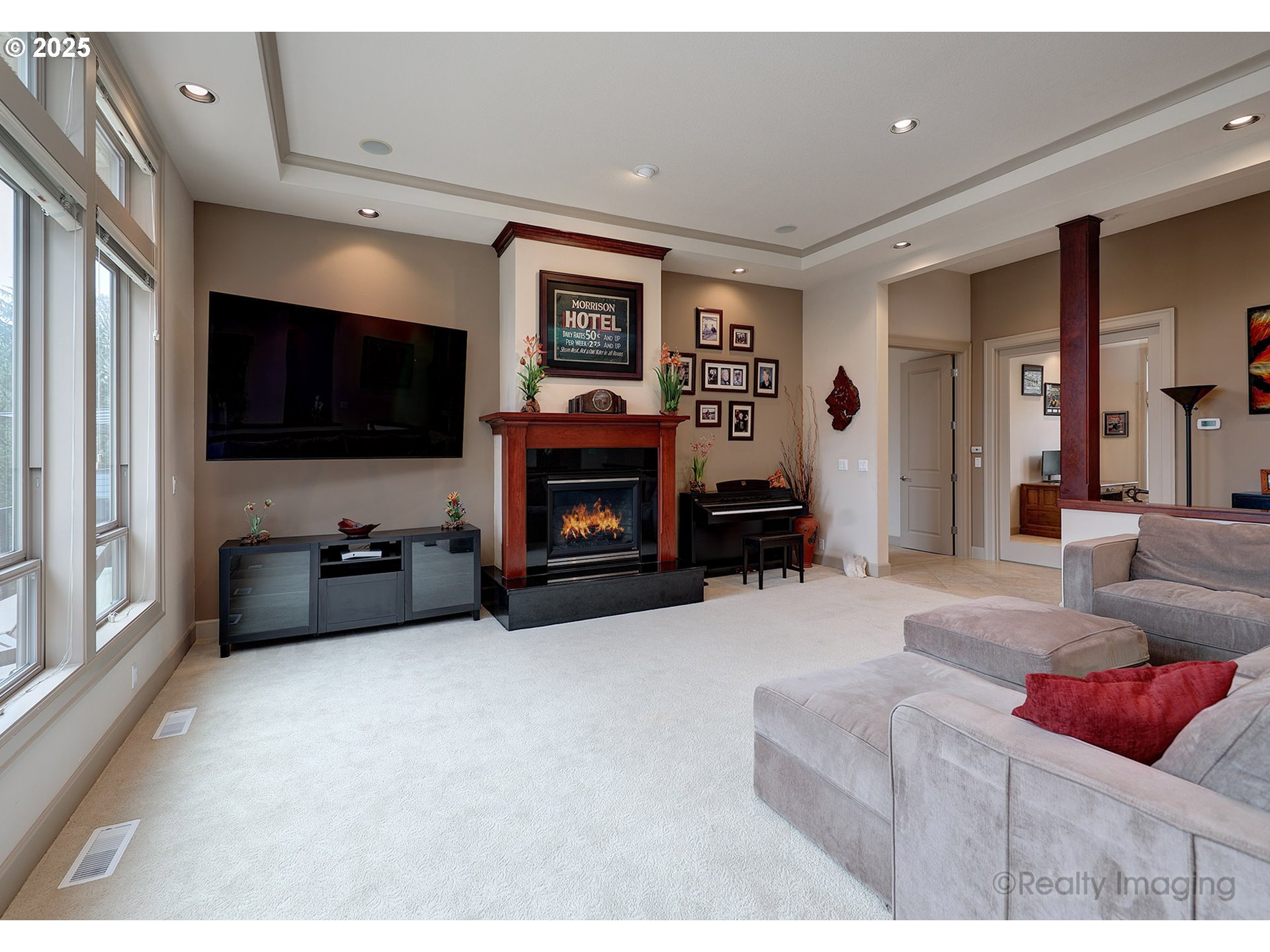 2050 ALPINE DR