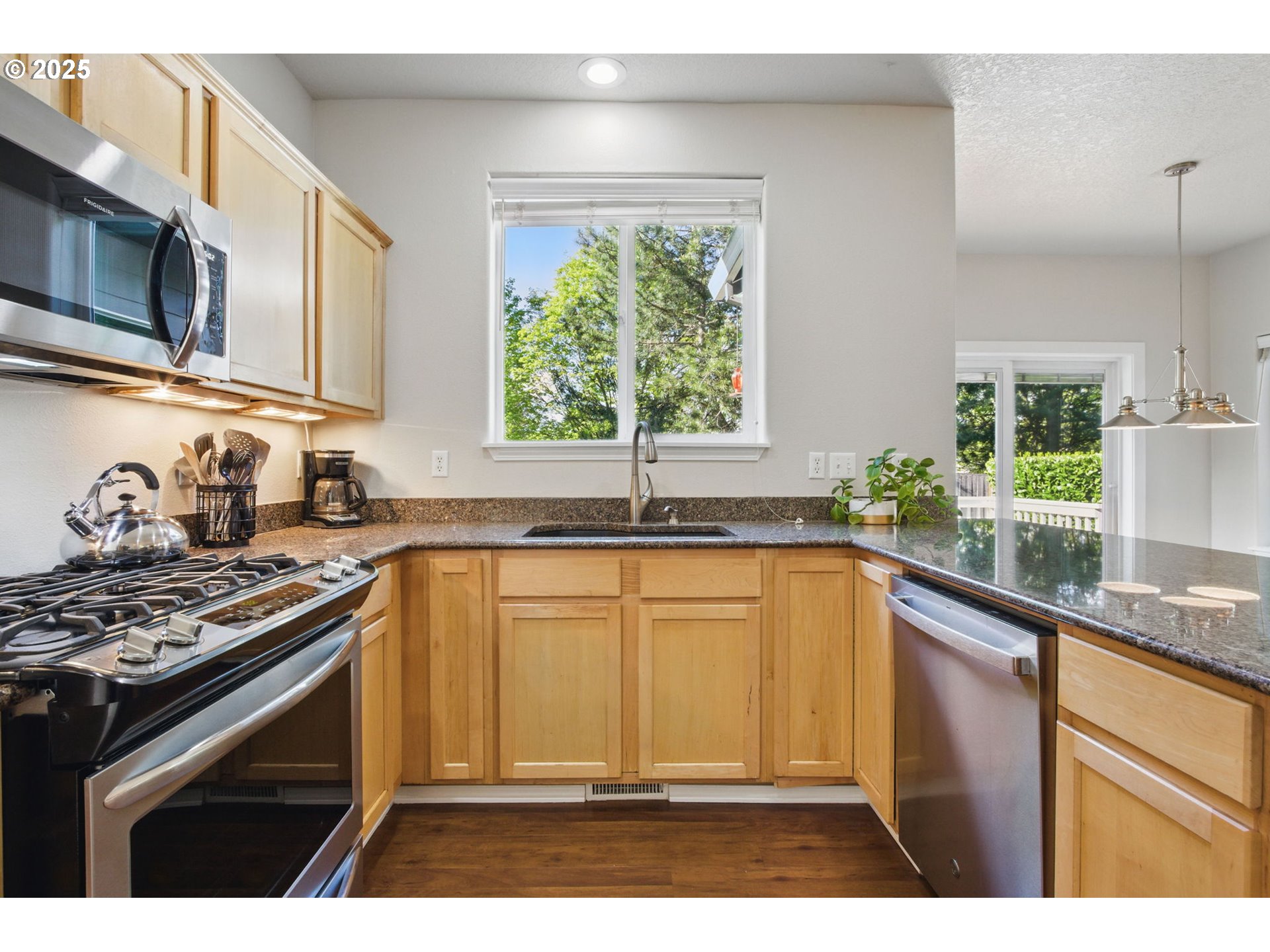 17699 SW ELDER VIEW DR