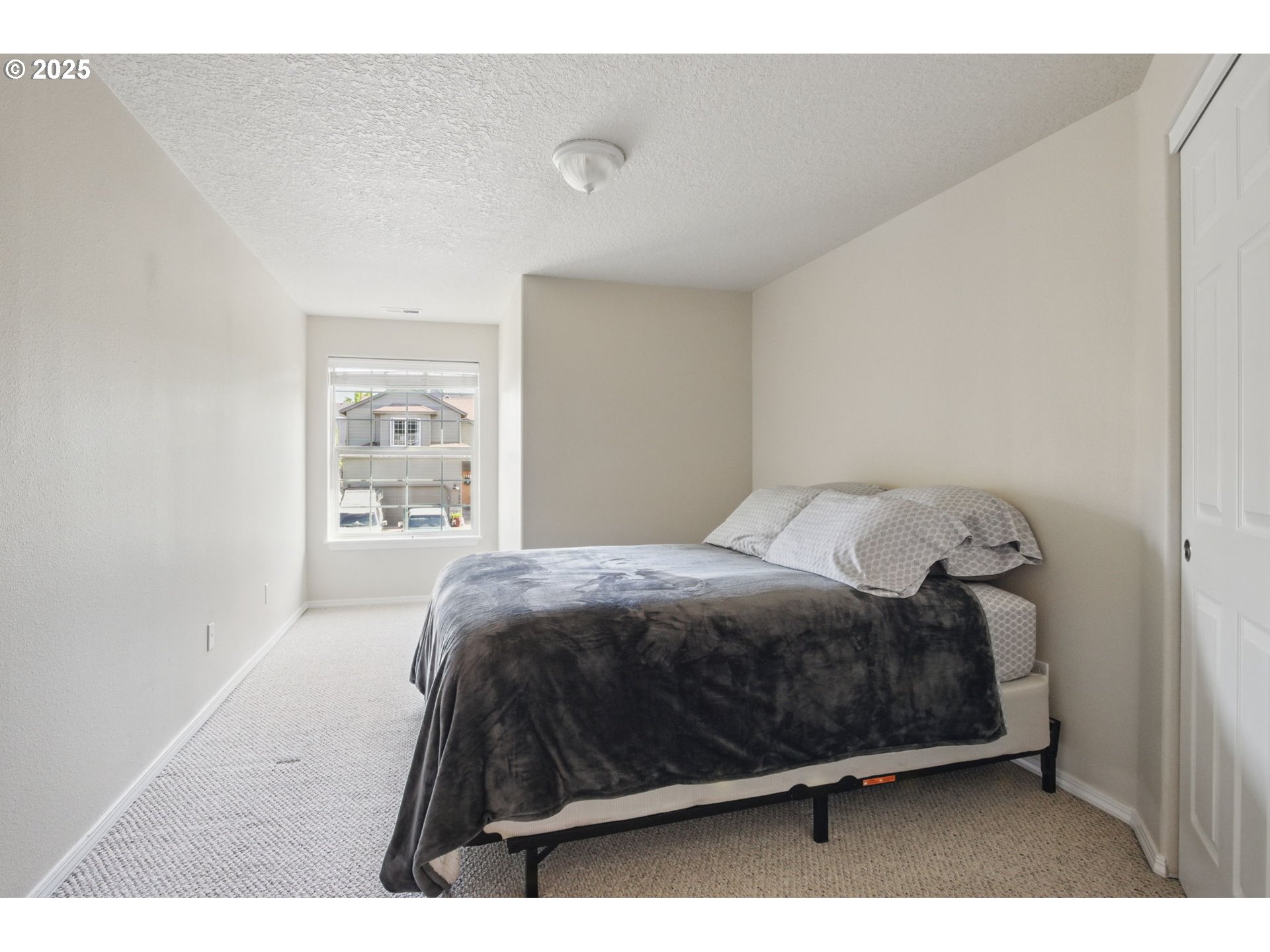 17699 SW ELDER VIEW DR