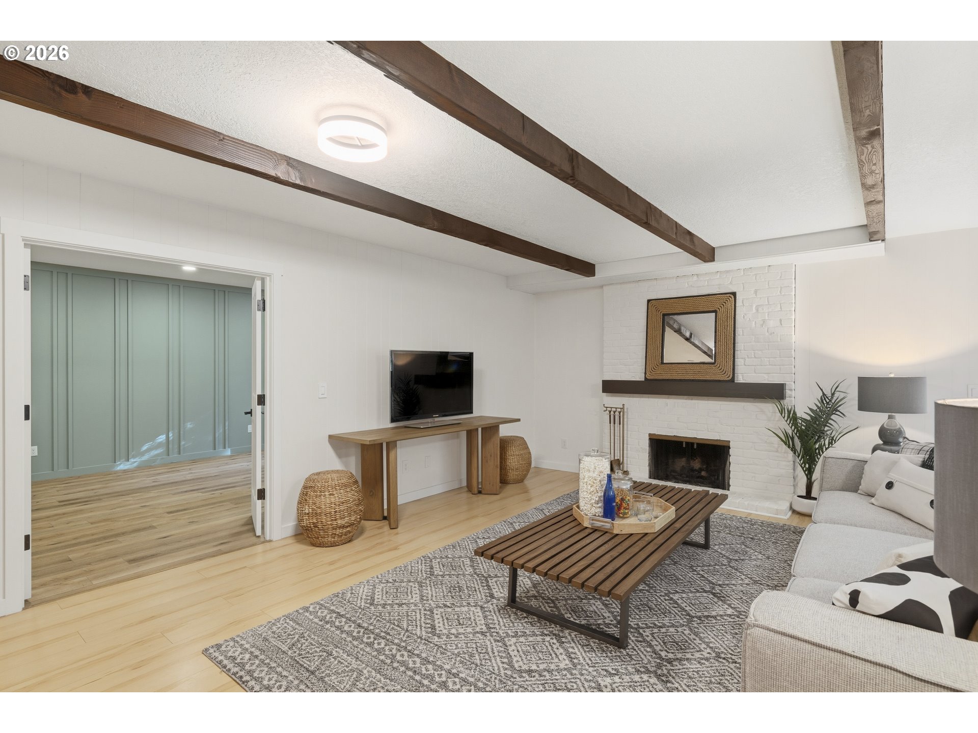 12 DA VINCI ST