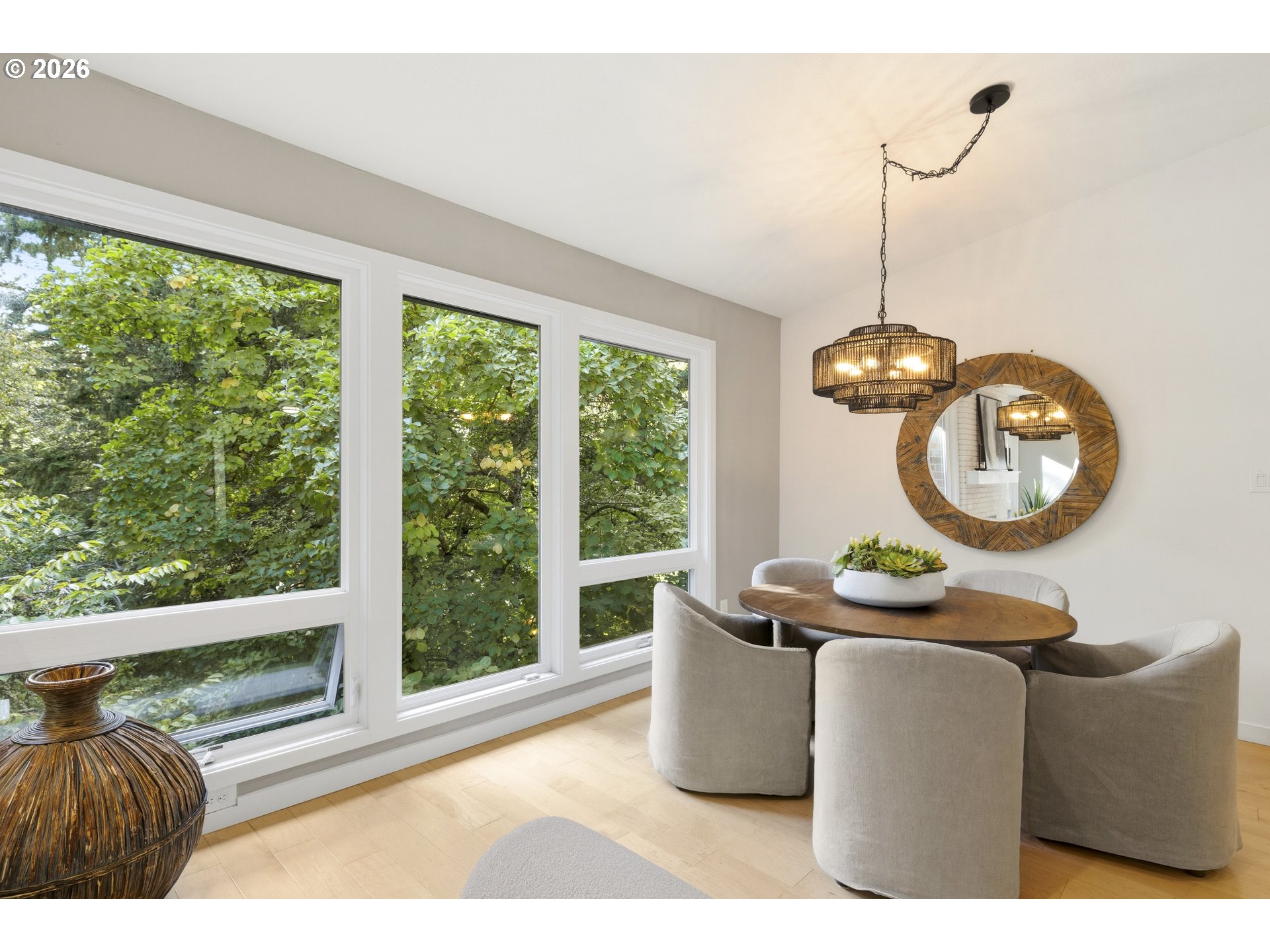 12 DA VINCI ST
