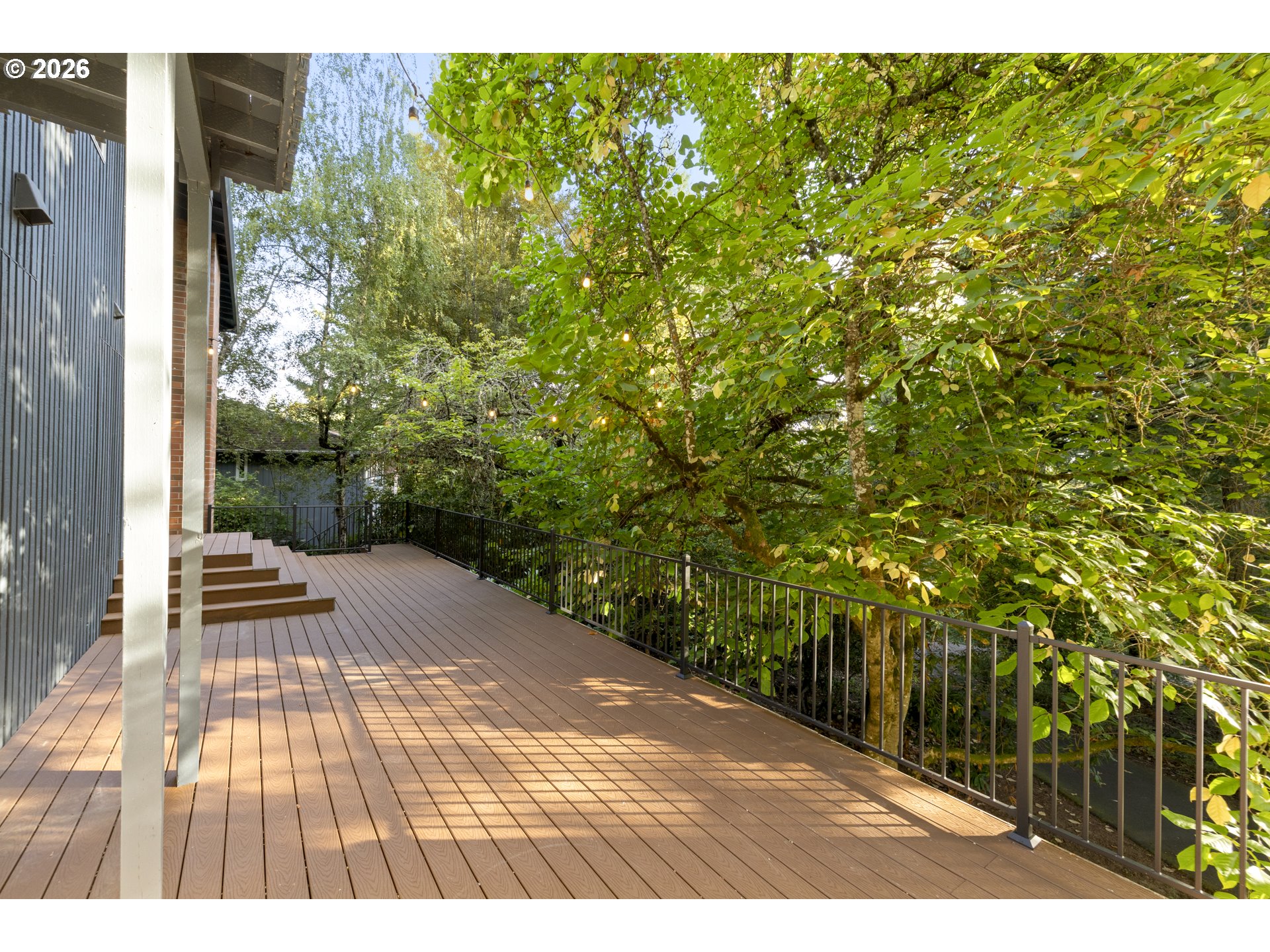 12 DA VINCI ST