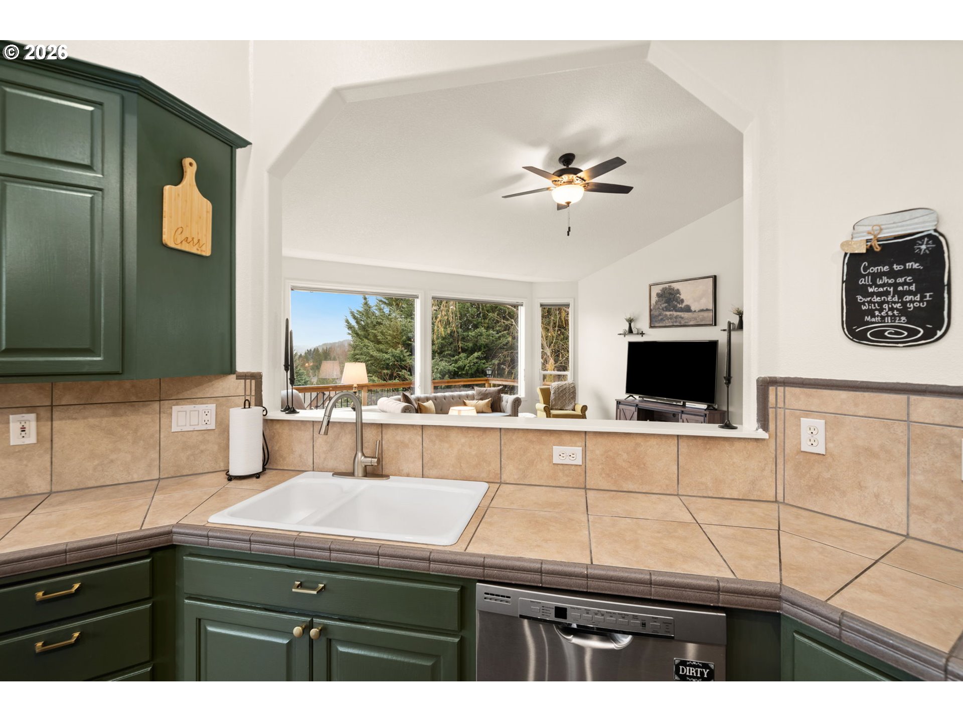 16117 SE GOOSEHOLLOW DR