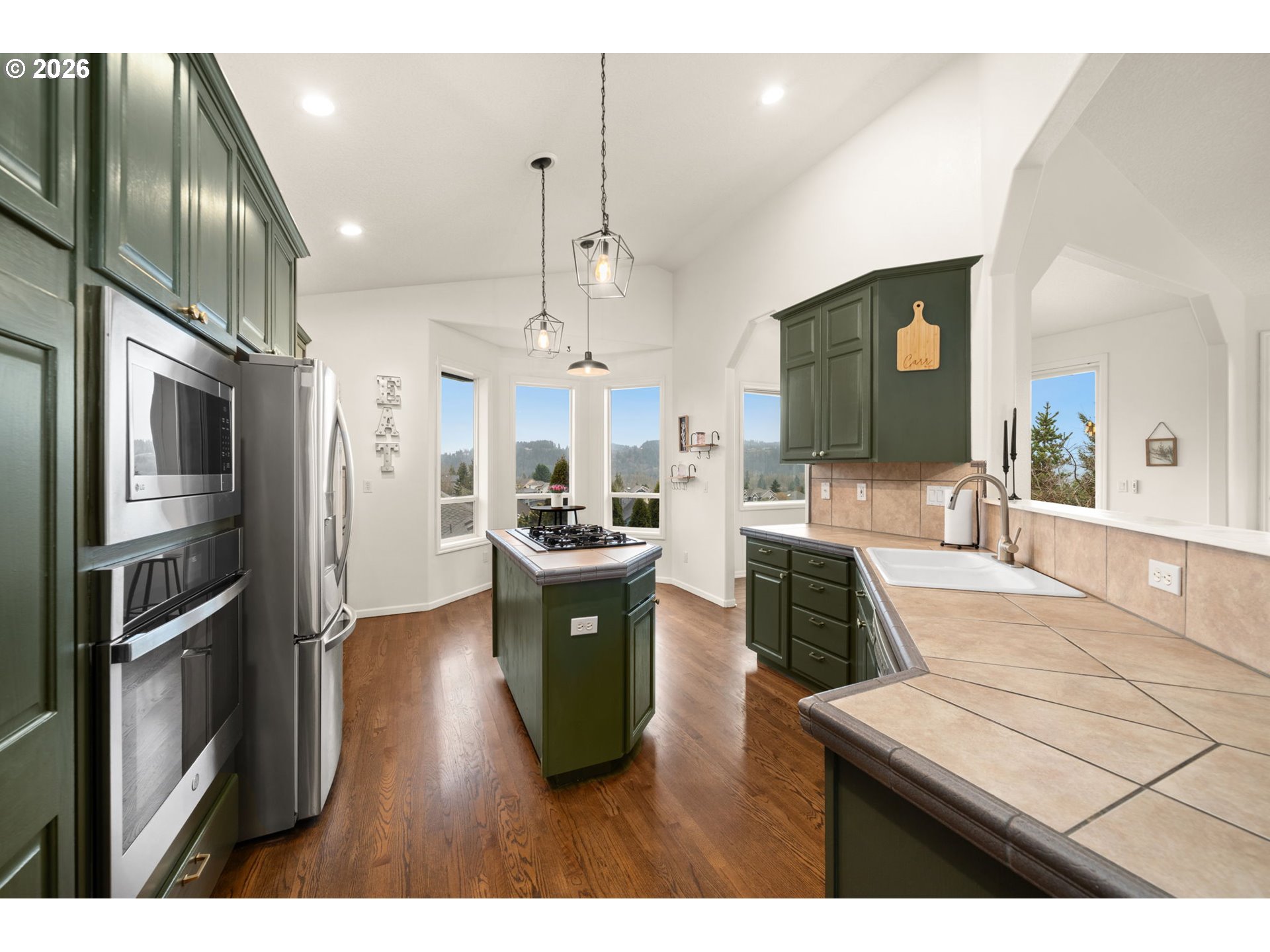 16117 SE GOOSEHOLLOW DR