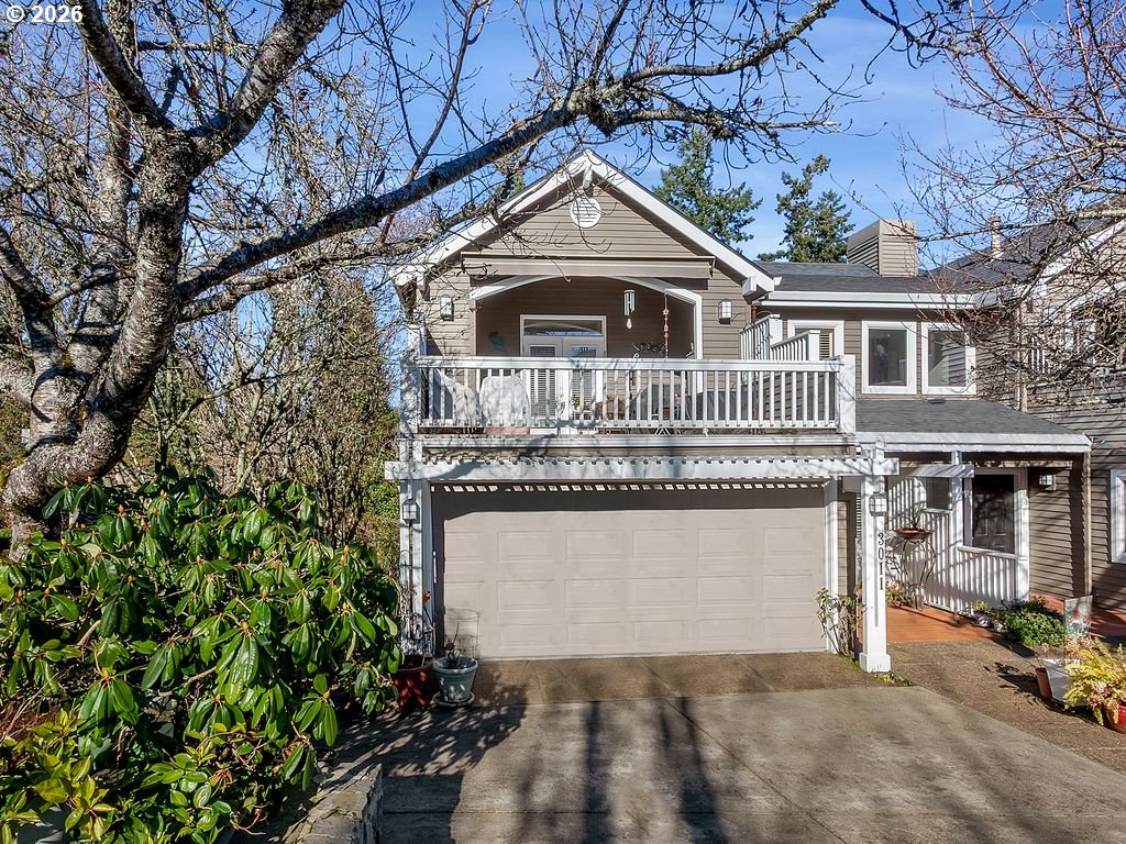 3011 CLUB HOUSE CT
