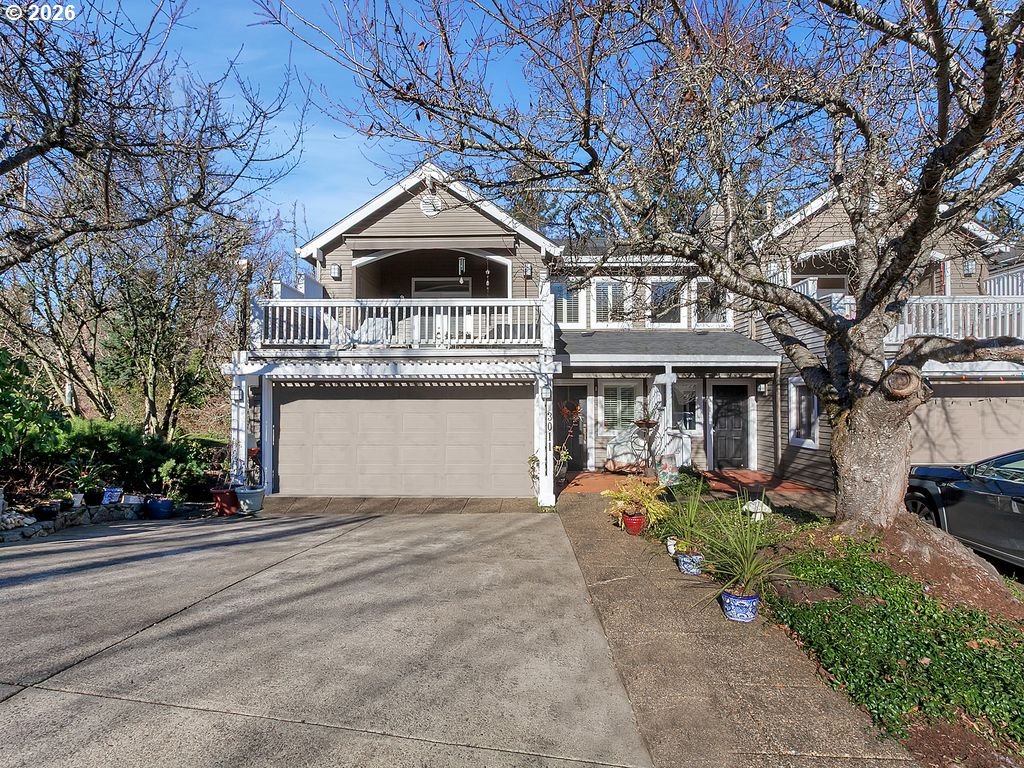 3011 CLUB HOUSE CT