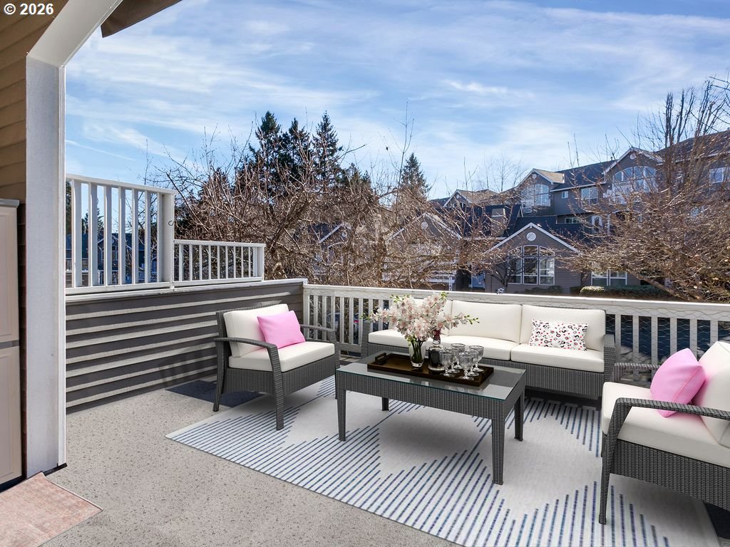 3011 CLUB HOUSE CT