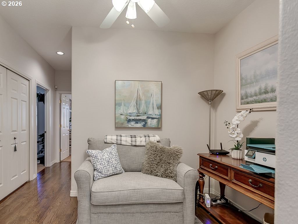 3011 CLUB HOUSE CT