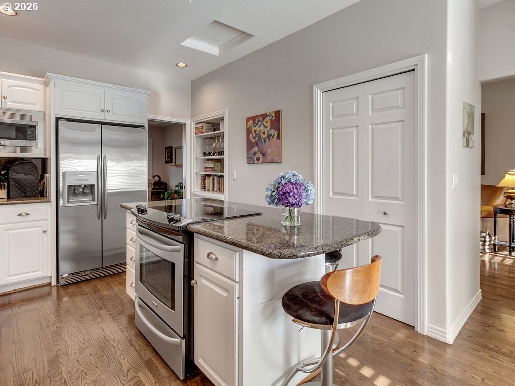 3011 CLUB HOUSE CT