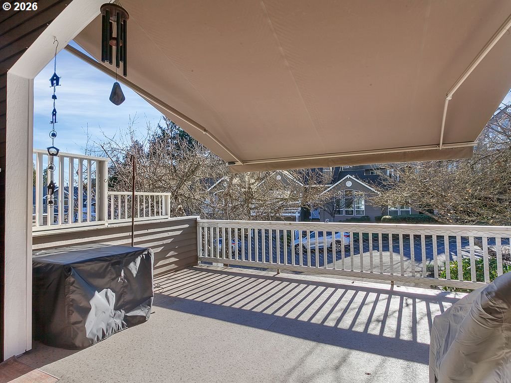 3011 CLUB HOUSE CT