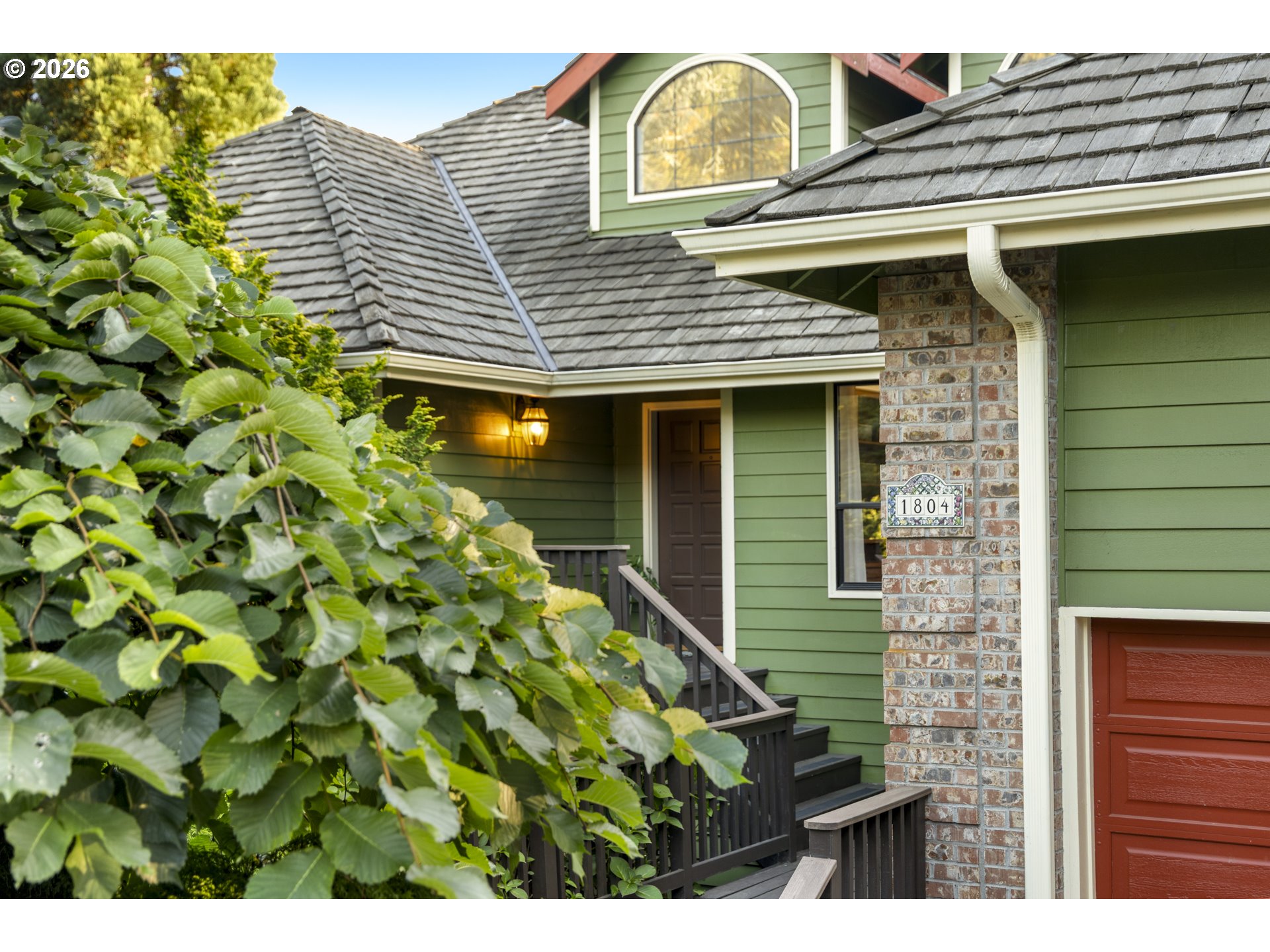 1804 HALL CT