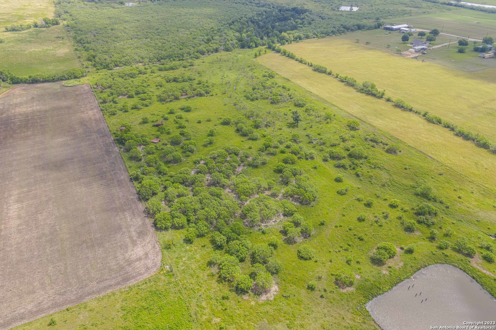 320 N Graytown Rd