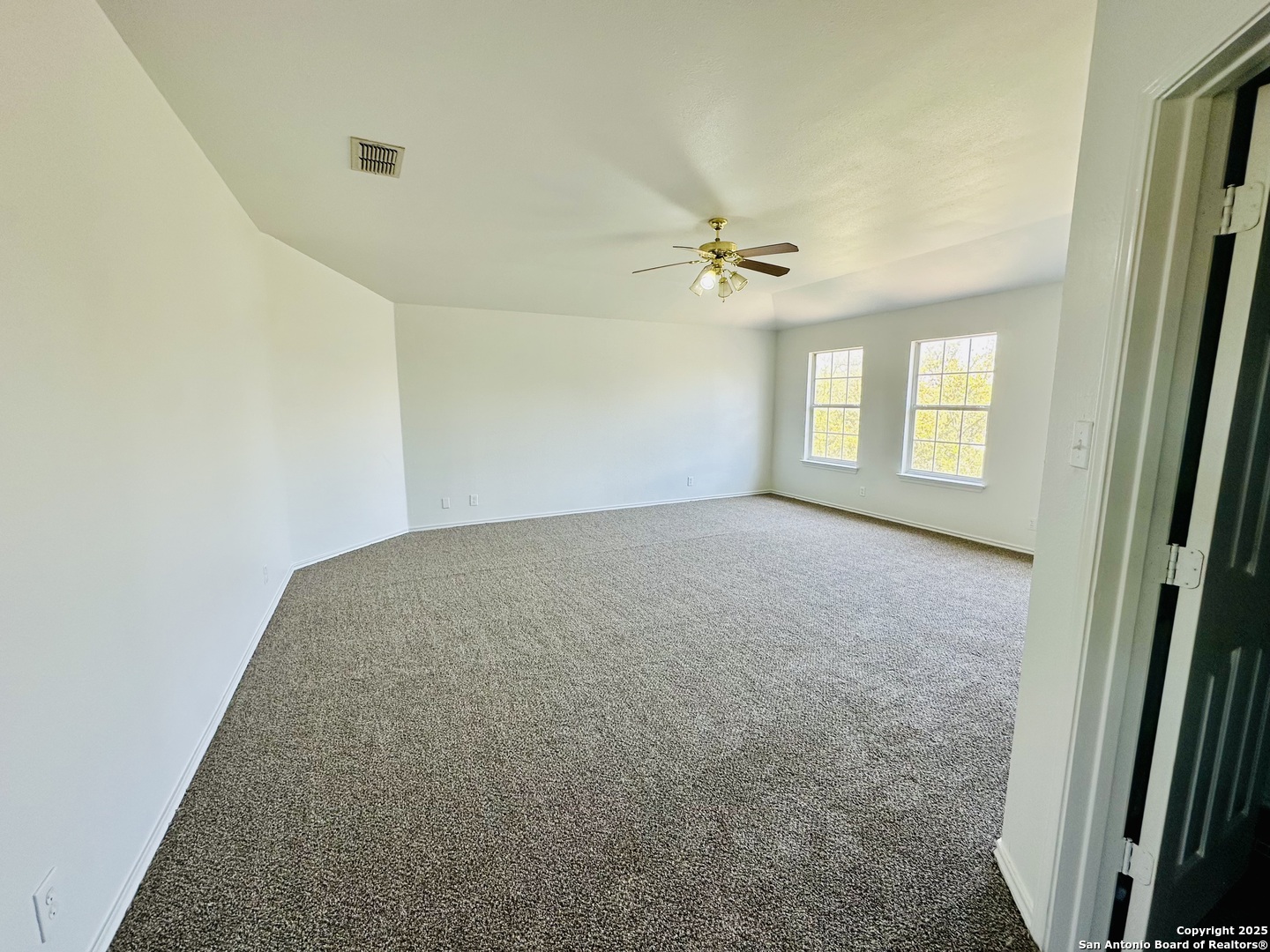 1064 Maltese ln