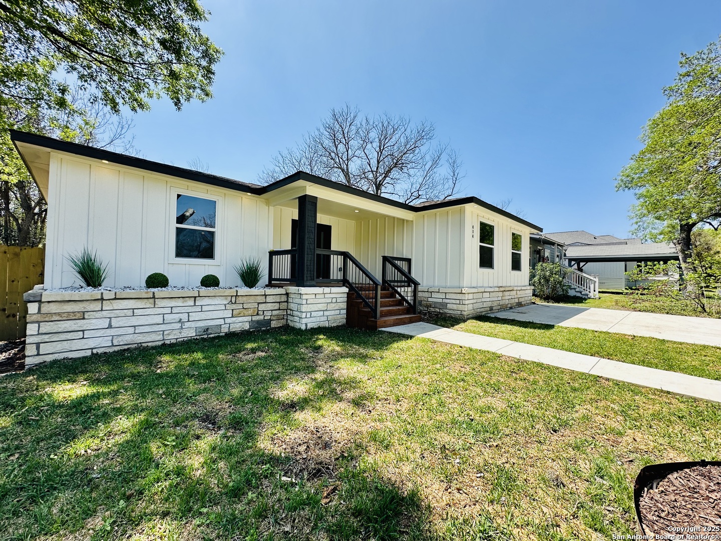414 Devonshire
