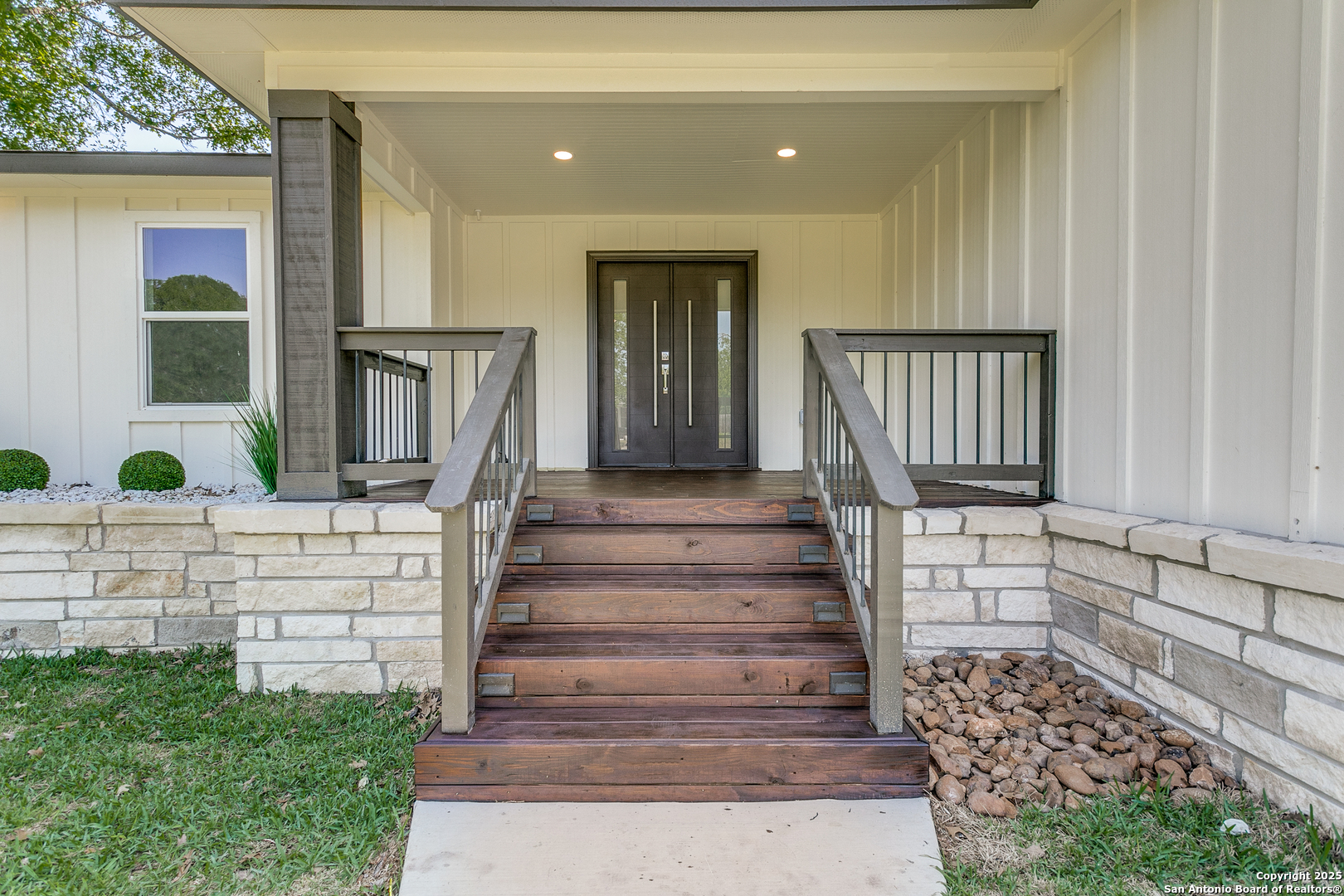 414 Devonshire