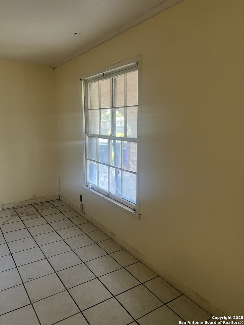 3702 Southport