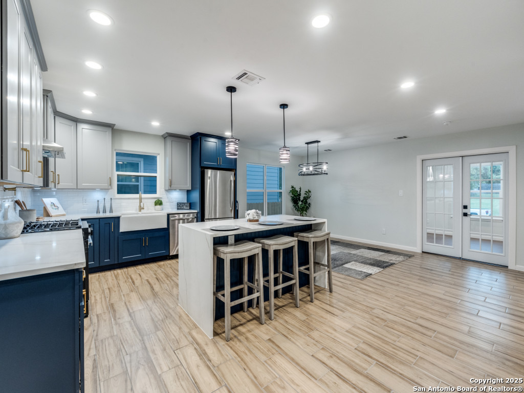 414 Devonshire