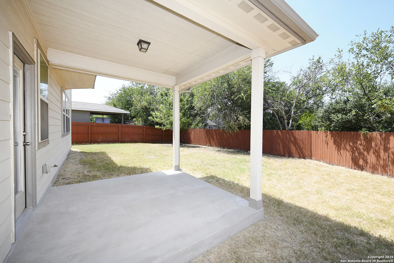 12523 E Wesley Creek