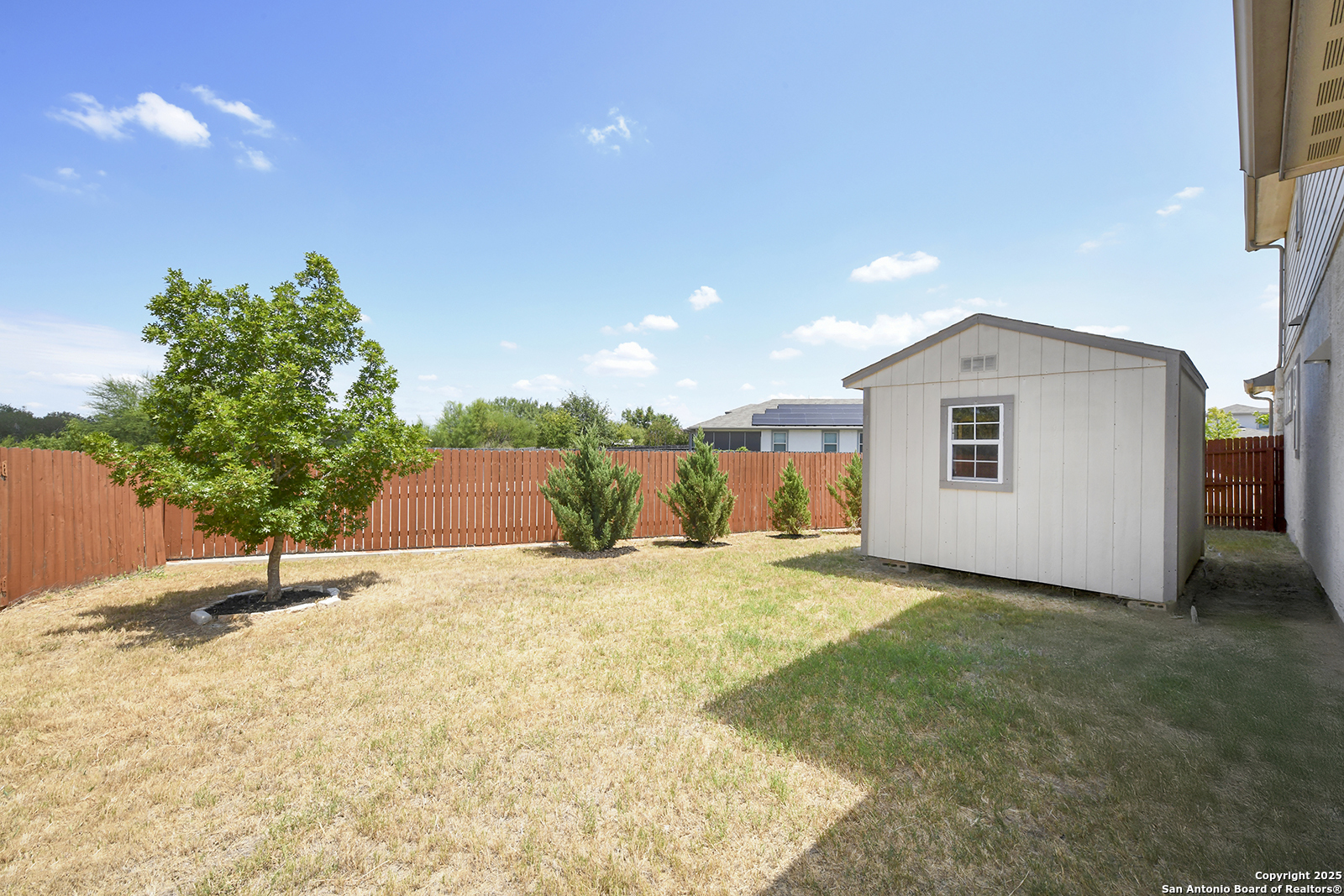 12523 E Wesley Creek