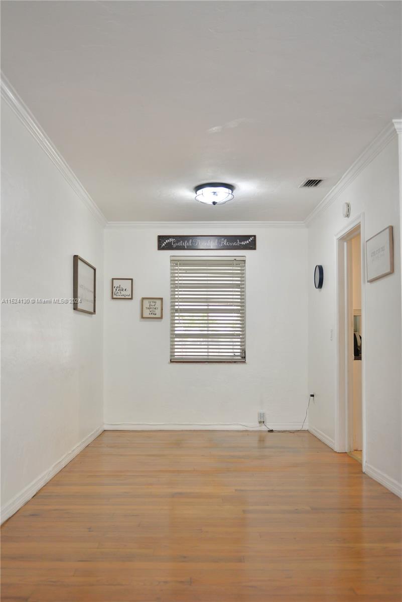 225 Lafayette Dr