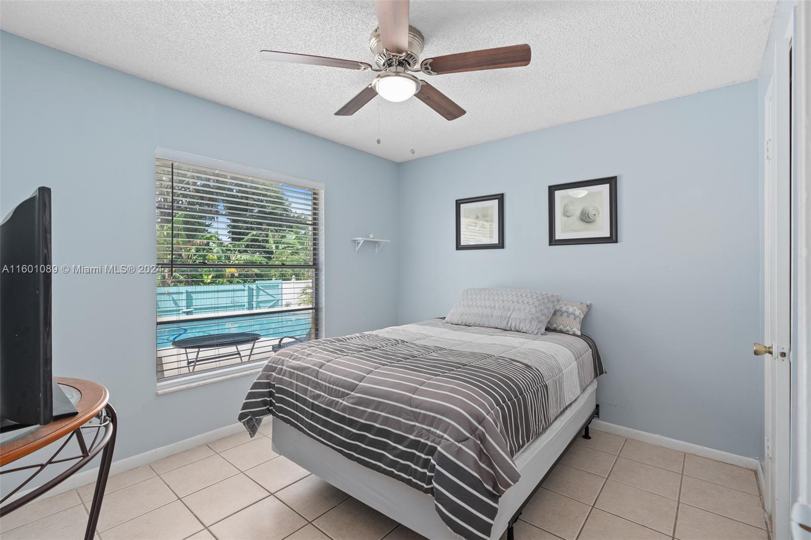 8900 Brackenwood DR