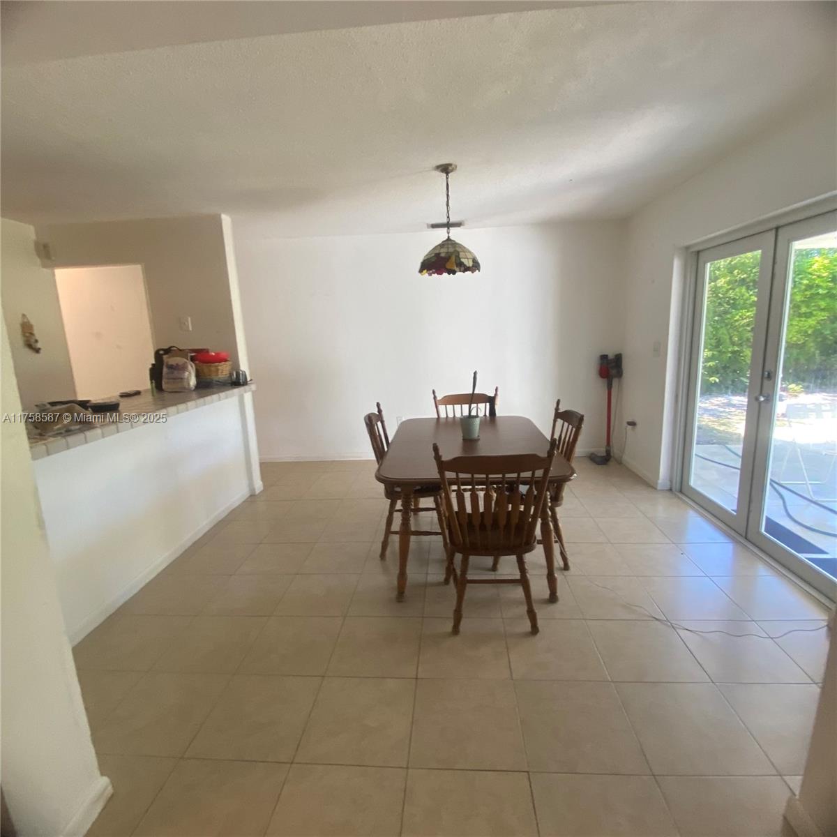 7435 SW 34th Ter