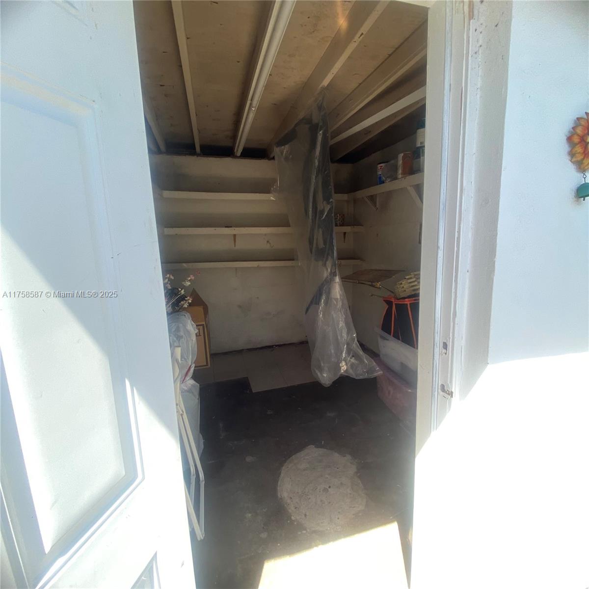 7435 SW 34th Ter