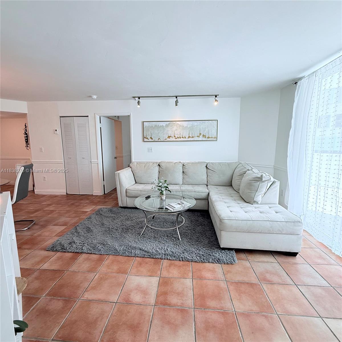 5880 Collins Ave # 303