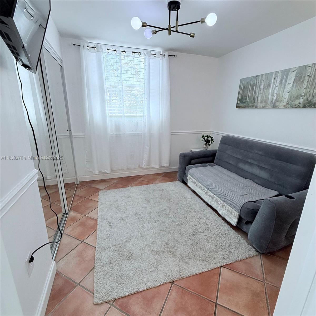 5880 Collins Ave # 303