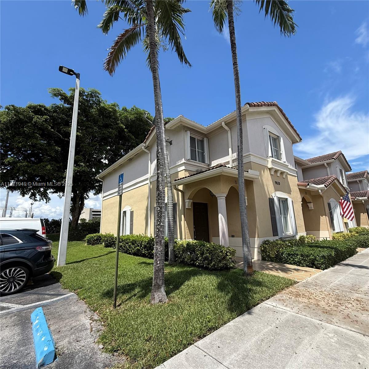 9020 W Flagler St # 1