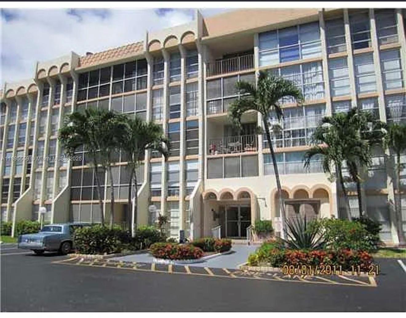 2101 Atlantic Shores Blvd # 402